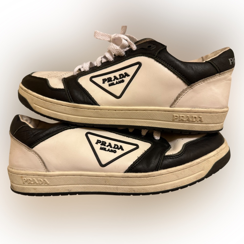 Vintage Prada Men's Black and Cream Sneakers size 40 - Picture 6 of 13